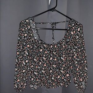 American Eagle Bubble Sleeve Top